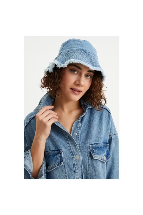 Püsküllü Bucket Şapka Püsküllü Bucket Şapka