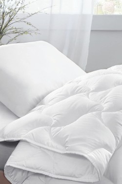 Yatas B 1385061 Night Pillow & Quilt Set, Single