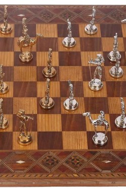 Metal Mısır Satranç Takımı Parlak ve El Yapımı Düz Masif Ahşap Satranç Tahtası