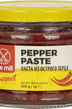 Gurme Acı Biber Salçası 320 g Cam Kavanoz - Kimyasal Madde İçermez - Pişirmeye Uygun - Doğal Olarak İşlenmiş - Lezzet Arttırıcı - Pastörize - Vitamince Zengin - Veganlara Uygun