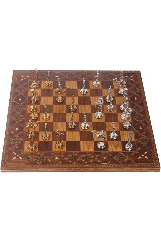 Ägyptisches Schachspiel aus Metall, glänzendes und handgefertigtes Schachbrett aus schlichtem Massivholz Ägyptisches Schachspiel aus Metall, glänzendes und handgefertigtes Schachbrett aus schlichtem Massivholz