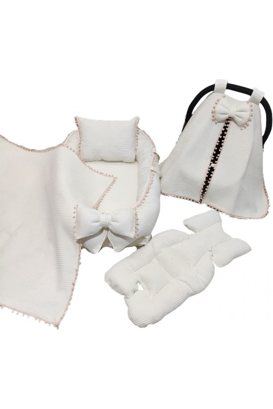 Babynest Honeycomb Pique Fabric 5 Piece Set (Cream Powder Pompom)