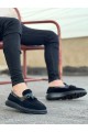 K&A-BA0005 Schnürsenkellose, hohe Sohle, klassische Herrenschuhe aus schwarzem Wildleder mit glänzendem Gürtel und Quasten K&A-BA0005 Schnürsenkellose, hohe Sohle, klassische Herrenschuhe aus schwarzem Wildleder mit glänzendem Gürtel und Quasten