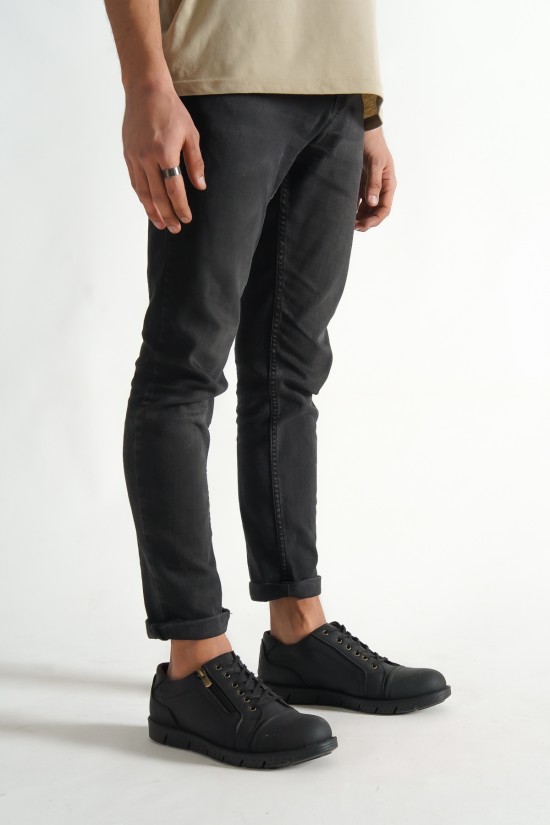 Chaussures décontractées confortables en cuir véritable pour hommes, couleur noire
