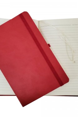Kırmızı Deri Defter