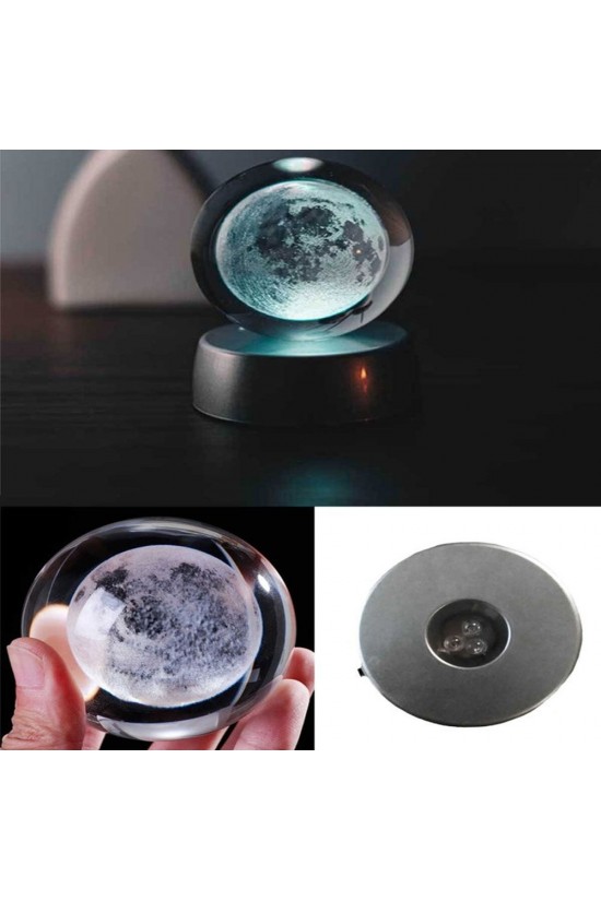 Sphère de verre à couleur changeante avec motif Saturn Girl en cristal