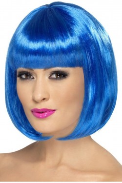 Perruque de fête de couleur bleue cheveux courts émoussés