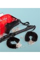 Algemas de penas extravagantes de cor preta + chicote + máscara + dados + penas + conjunto completo de roupas Algemas de penas extravagantes de cor preta + chicote + máscara + dados + penas + conjunto completo de roupas