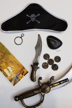 Jack Sparrow 11 Parçadan Oluşan Lüks Korsan Oyuncak Seti