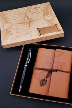 Taba Defter Ve Siyah Kalem